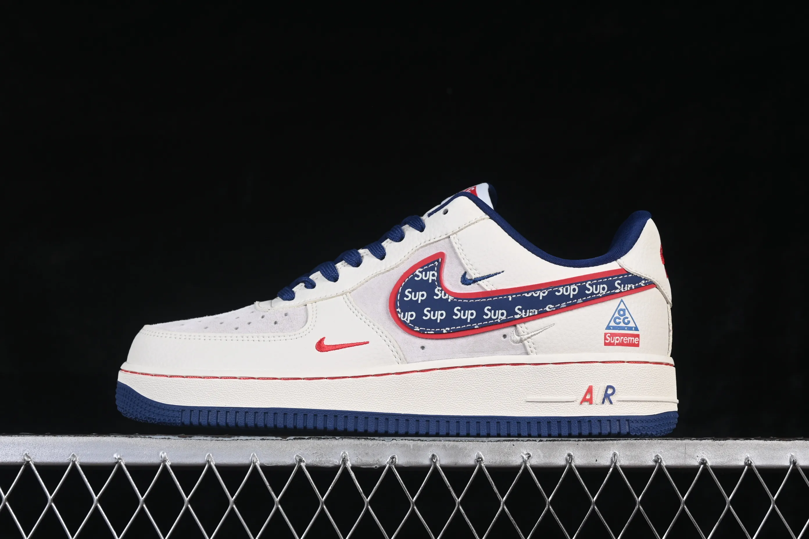 All categories Nk Air Force 1 Air Force series Nk Air Force 1 Low Air Force low-top Nike Air Force 1'07 Low Sup joint white, red and blue three small hooks Air Force 1 low-top casual sneakers DD1982-328
